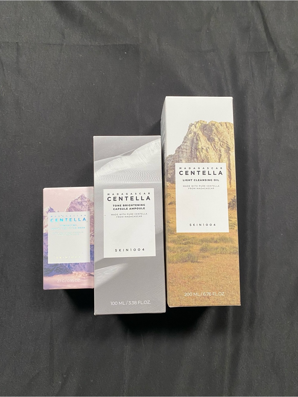 Madagascar Centella Light Cleansing Oil - White/Beige